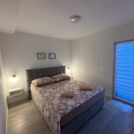 Cozy Marko In Just 230 M From The Lejlighed