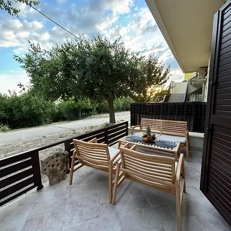 Cozy Marko In Just 230 M From The