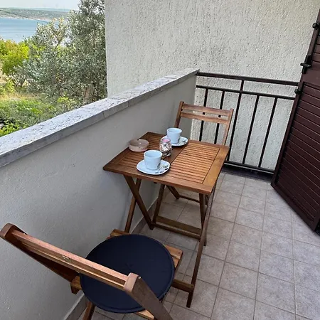 Cozy Marko In Just 230 M From The Maslenica