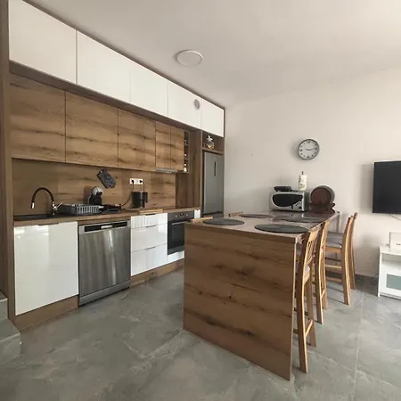 Modern Marko In Just 230 M From The Масленица