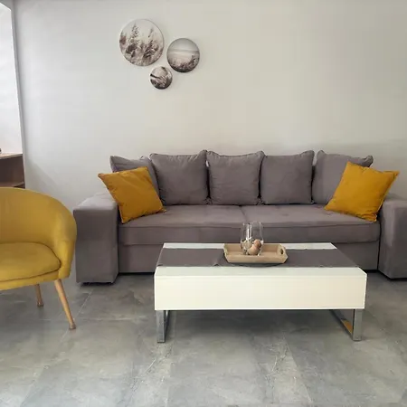 Modern Marko In Just 230 M From The Апартаменты Масленица