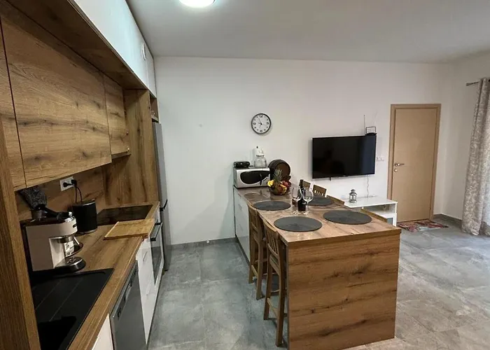 Apartamento Cozy Marko In Just 230 M From The Maslenica