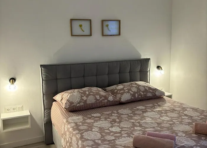 Cozy Marko In Just 230 M From The * Maslenica